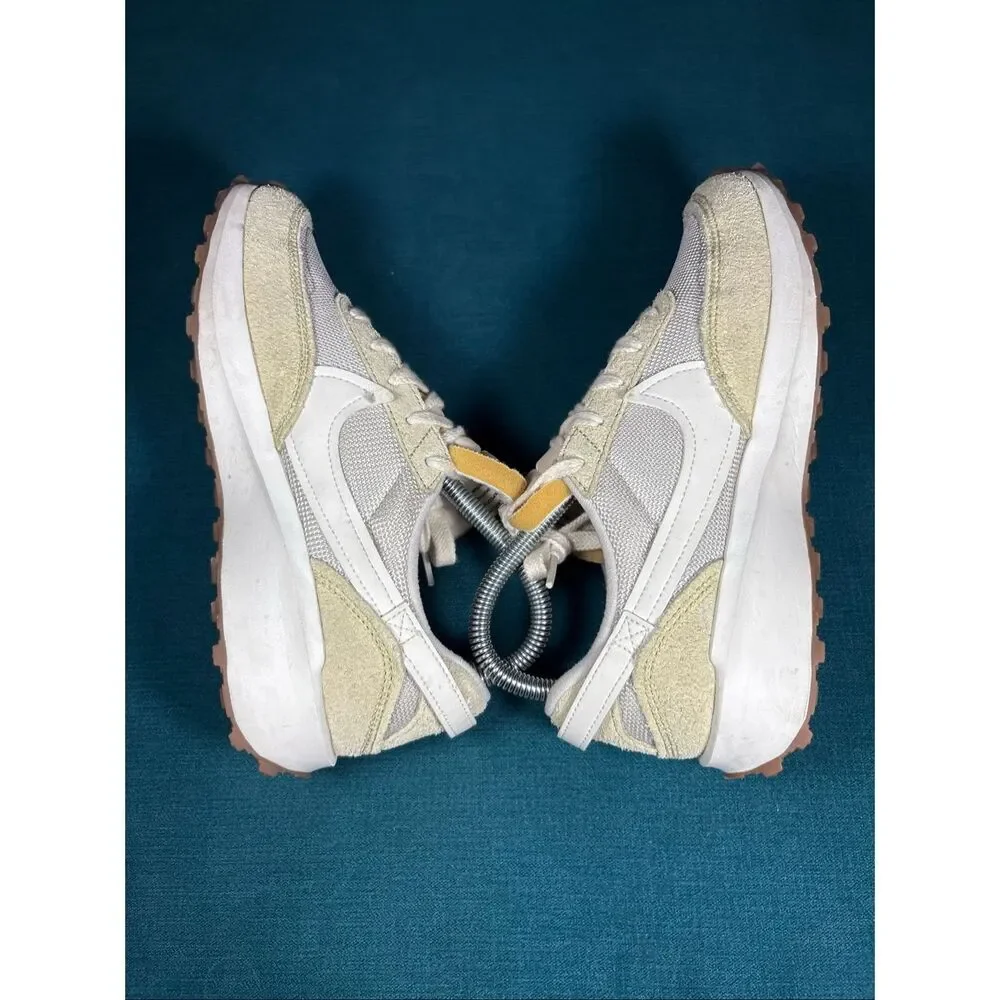 Nike Waffle Debut Vintage Light Bone Sail Women's Size 6.5 (DX2931-001)